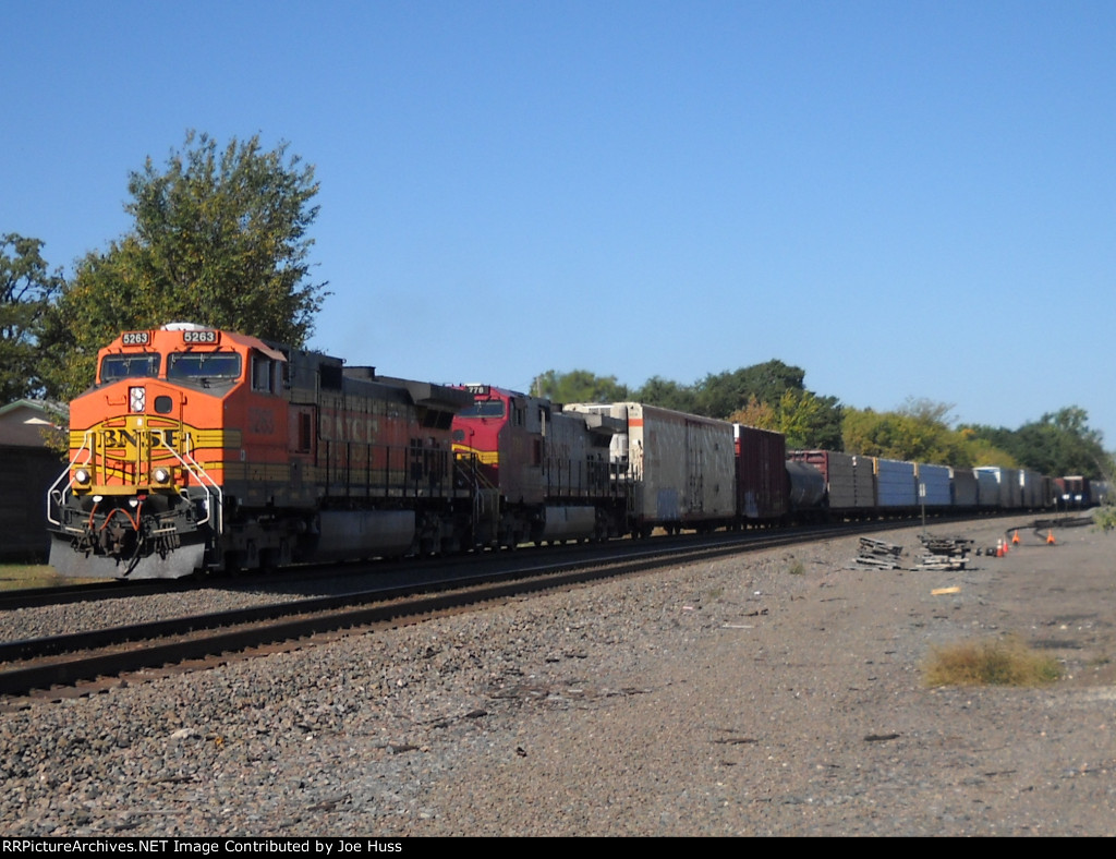 BNSF 5263 East